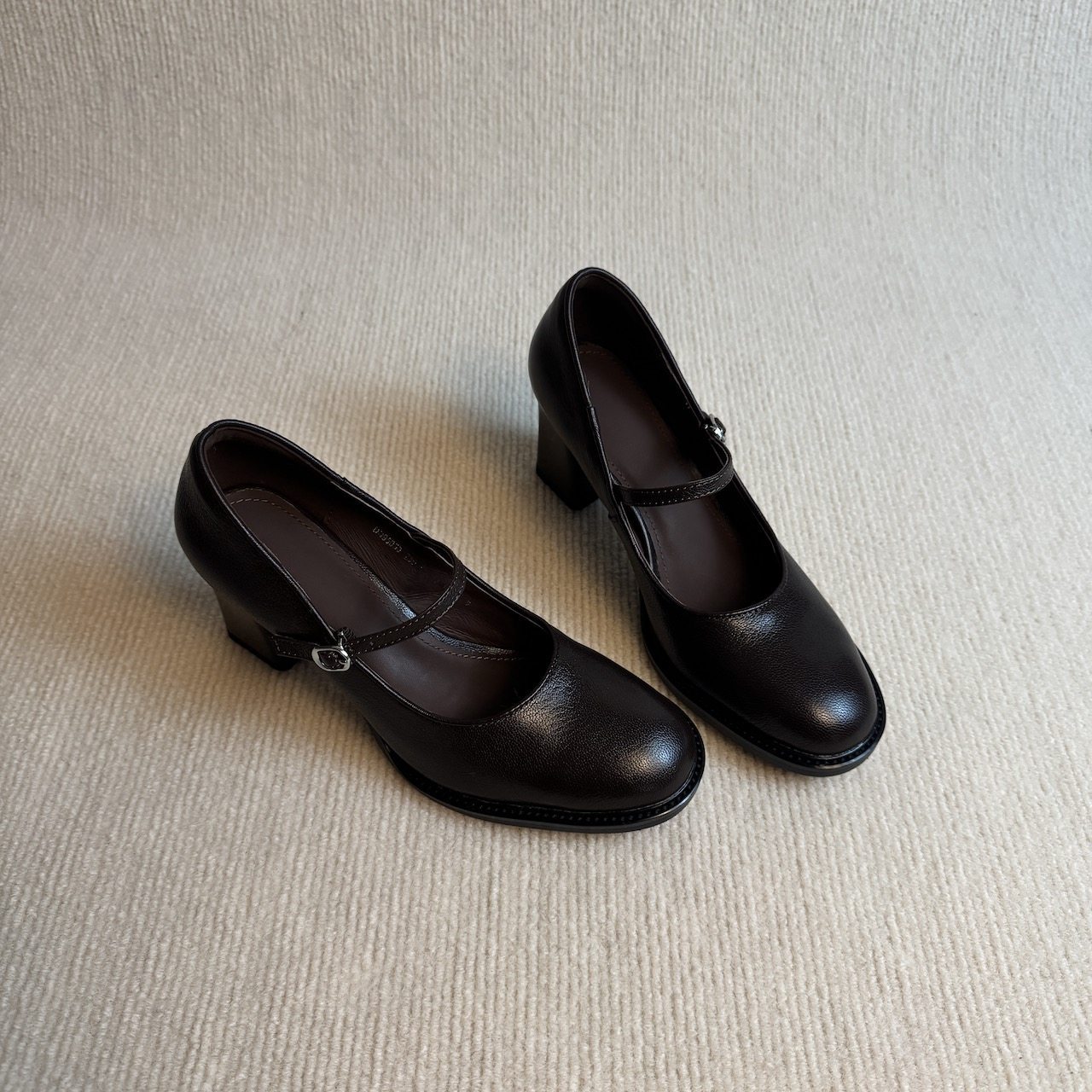 Cowhide Version~French Retro Round-Toe Mary Jane Shoes with Thick Heels, Elegant and Stylish for Women, Suitable for Commuting