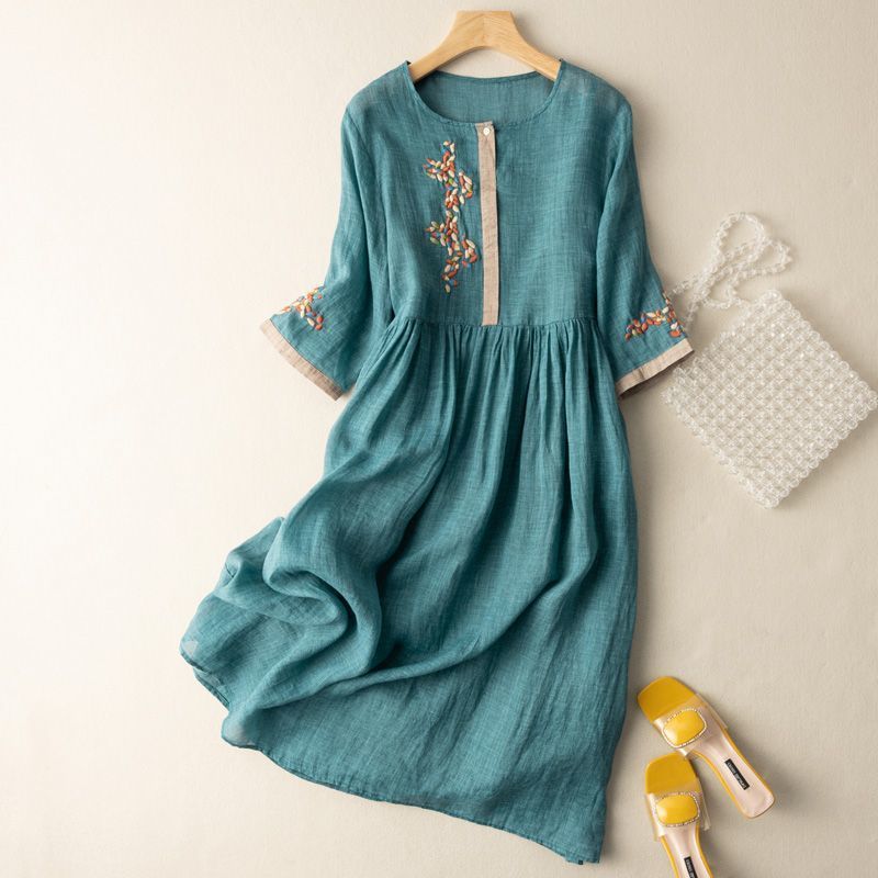 Summer New Cotton and Linen Mid-Length Dress, Artistic Retro Short-Sleeved Skirt, Exquisite Embroidery for Age-Reducing Women