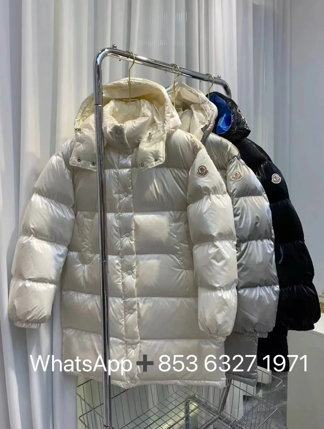 蒙 羽绒服(合)Whats APP➕86 15059581732