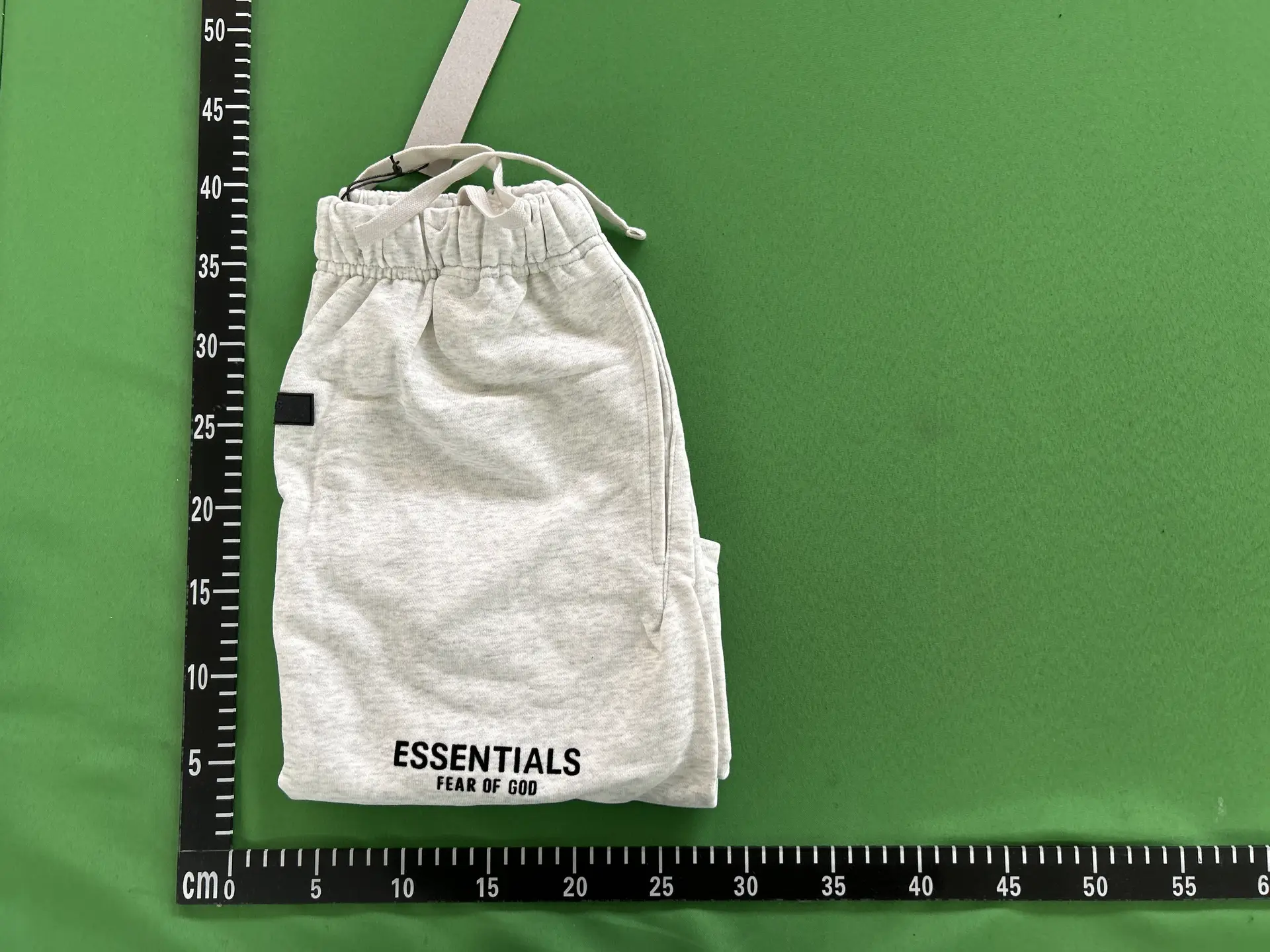 Fear of God Essentials Sweatshorts Light Heather Oatmeal
