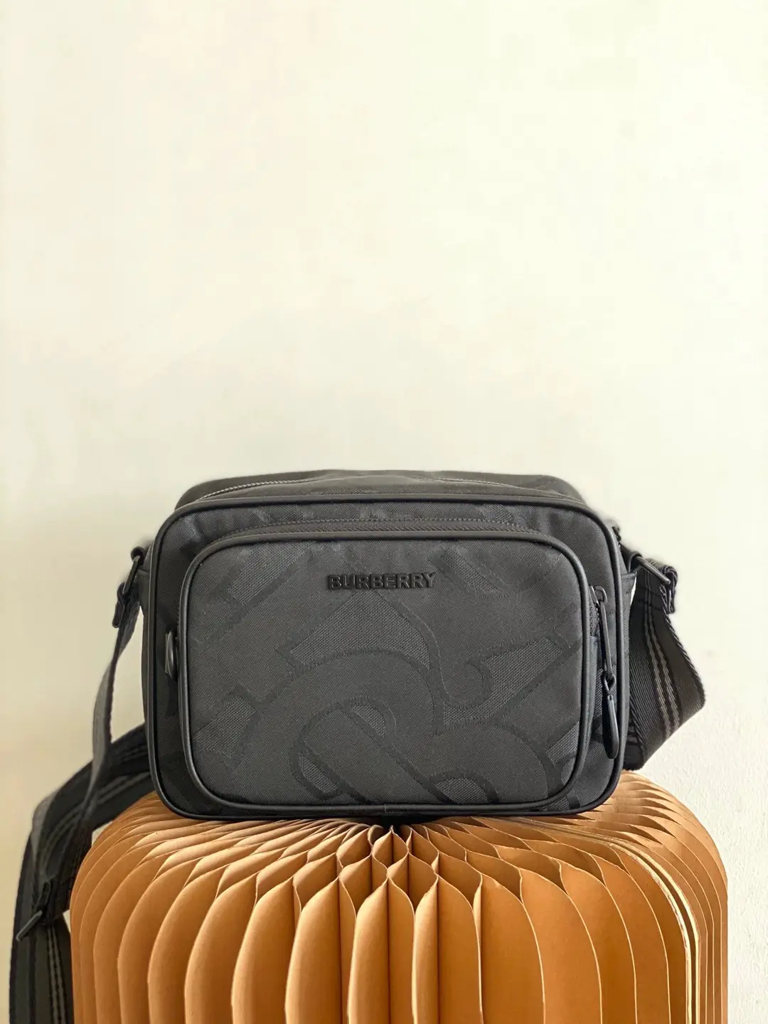 B家相机包3481尺寸W22.5×H14.5×D8cm