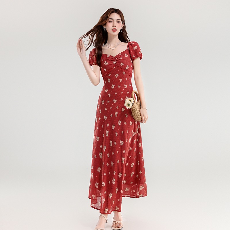 Actual Shot of the New Summer Style French Elegant Lace-Trimmed Romantic Floral Vacation-Style Long Dress