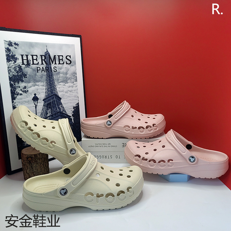 Croos Summer Classic Celebrity Old-Style Beiya Clogs for Men and Women, Couple's Non-Slip Outdoor Sandals with a Comfortable Feel Fotografie QC de pe 1688 pe Qualit.ly
