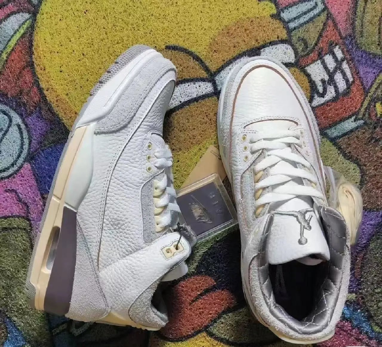 Casual shoes