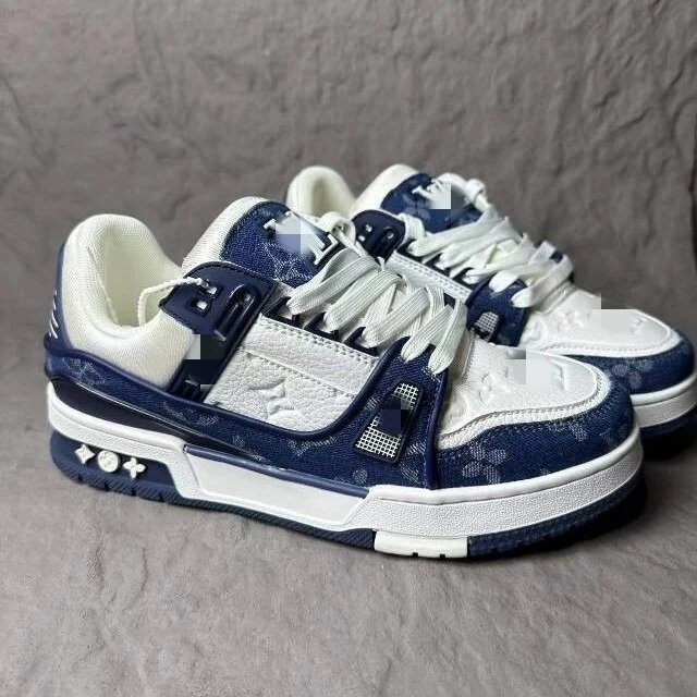 New men's and women's same pair of skate shoes, fashionable high version, rubber casual all-matching sports small white shoes on behalf of goods and free delivery. Foto QC de WEIDIAN na Qualit.ly