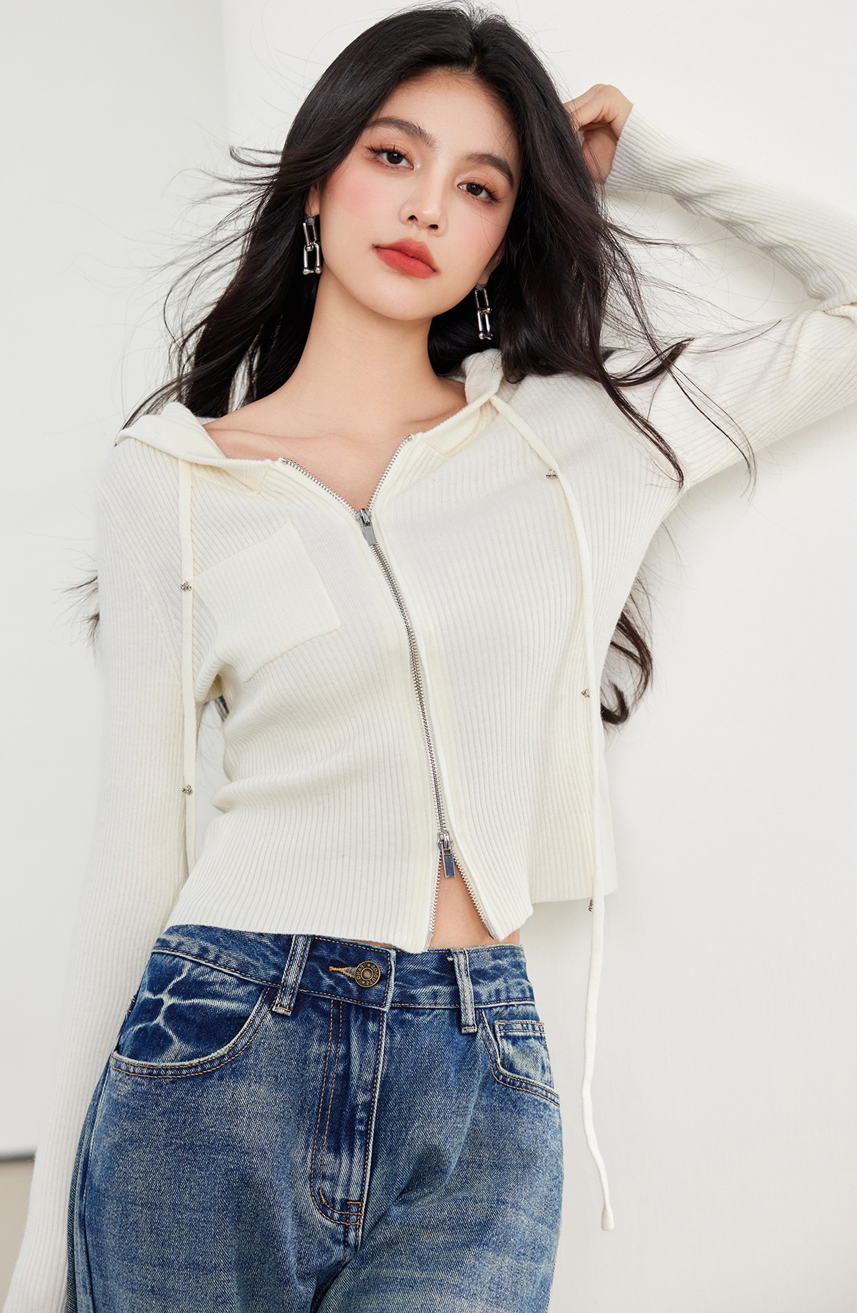 Real Shot of In-Stock 2026 Spring Double-Zip Design Metal Pendant Hooded Knit Cardigan Top