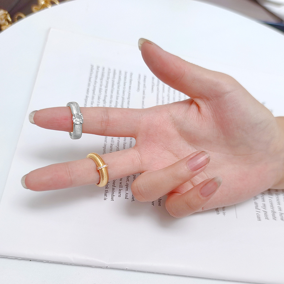 Cross-Border Vintage Brushed Zircon Popular Ring Women's Open Ring Niche High-End Light Luxury Couple Ring Wholesale
