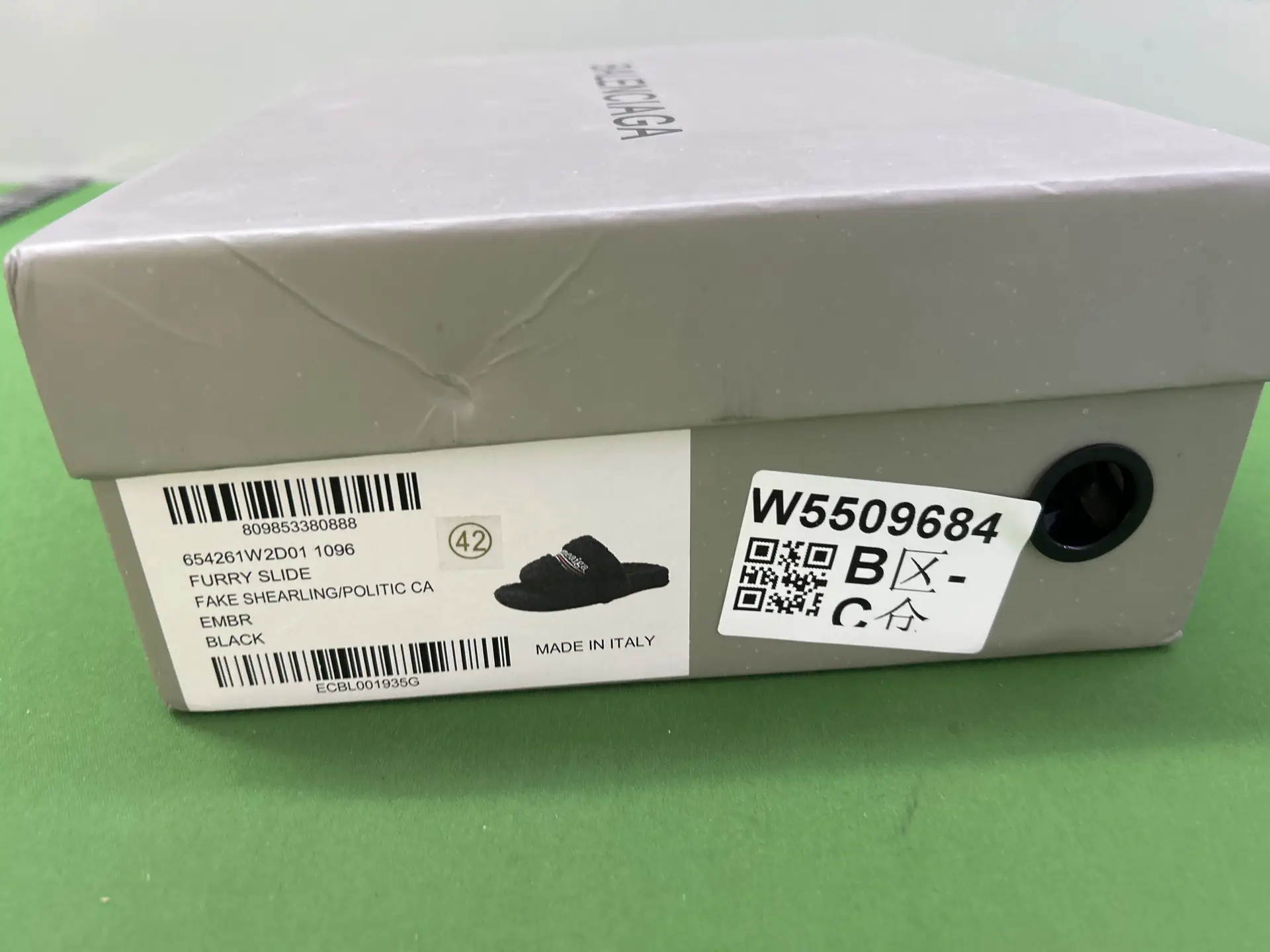 Balenciaga Furry Slide Black