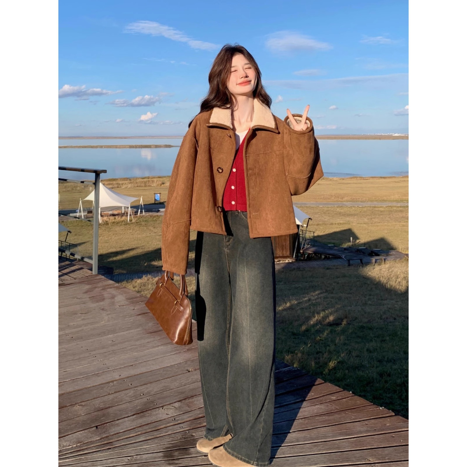 Sheepskin Integrated Lamb Wool Coat 2025 for Petite Women, Stylish and Fashionable, Thickened Short Suede Top