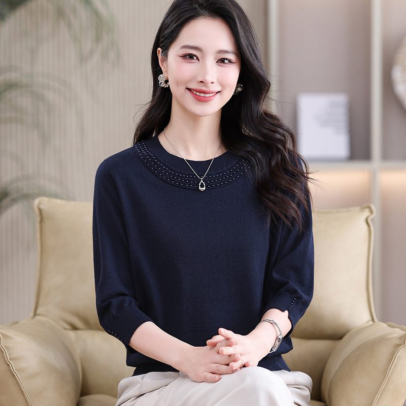 New Round-Neck Rhinestone Embellished Mid-Sleeve Knit Top for Women, Fine-Spun Thin T-Shirt, Spring and Autumn Regular Shoulder Base Layer Top