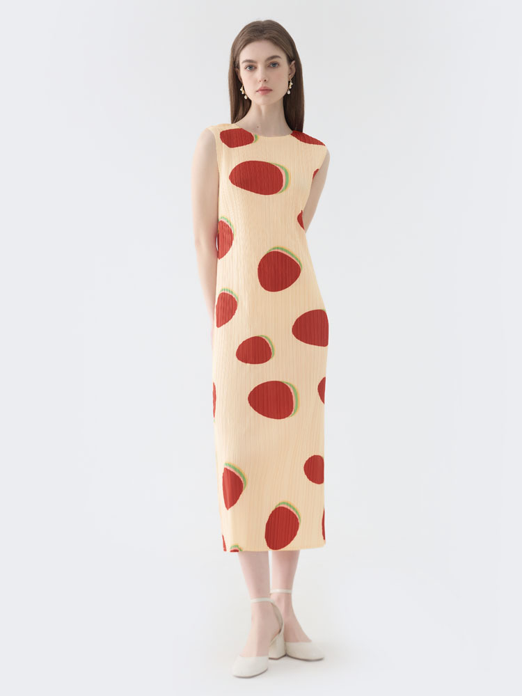 2026 Spring/Summer New Fudou Series Sleeveless Dress for Women, Mid-Length, Simple Slim Fit, Pleated Straight Base Dress