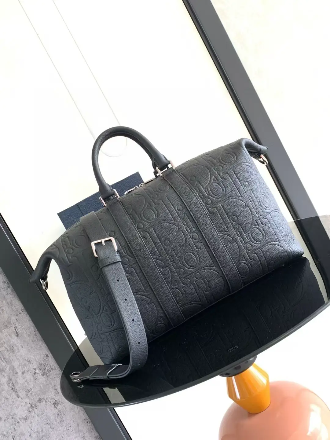 New arrival Genuine Leather Bags, Genuine Cowhide Embossed, Fashion Styles, Super Good Feel