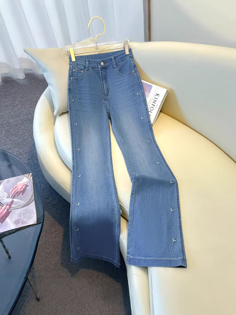 Blue Flared Jeans for Women, Early Spring 2026 New Style, Trendy This Year, Stretchy Slim-Fit Embroidered Bell-Bottom Pants