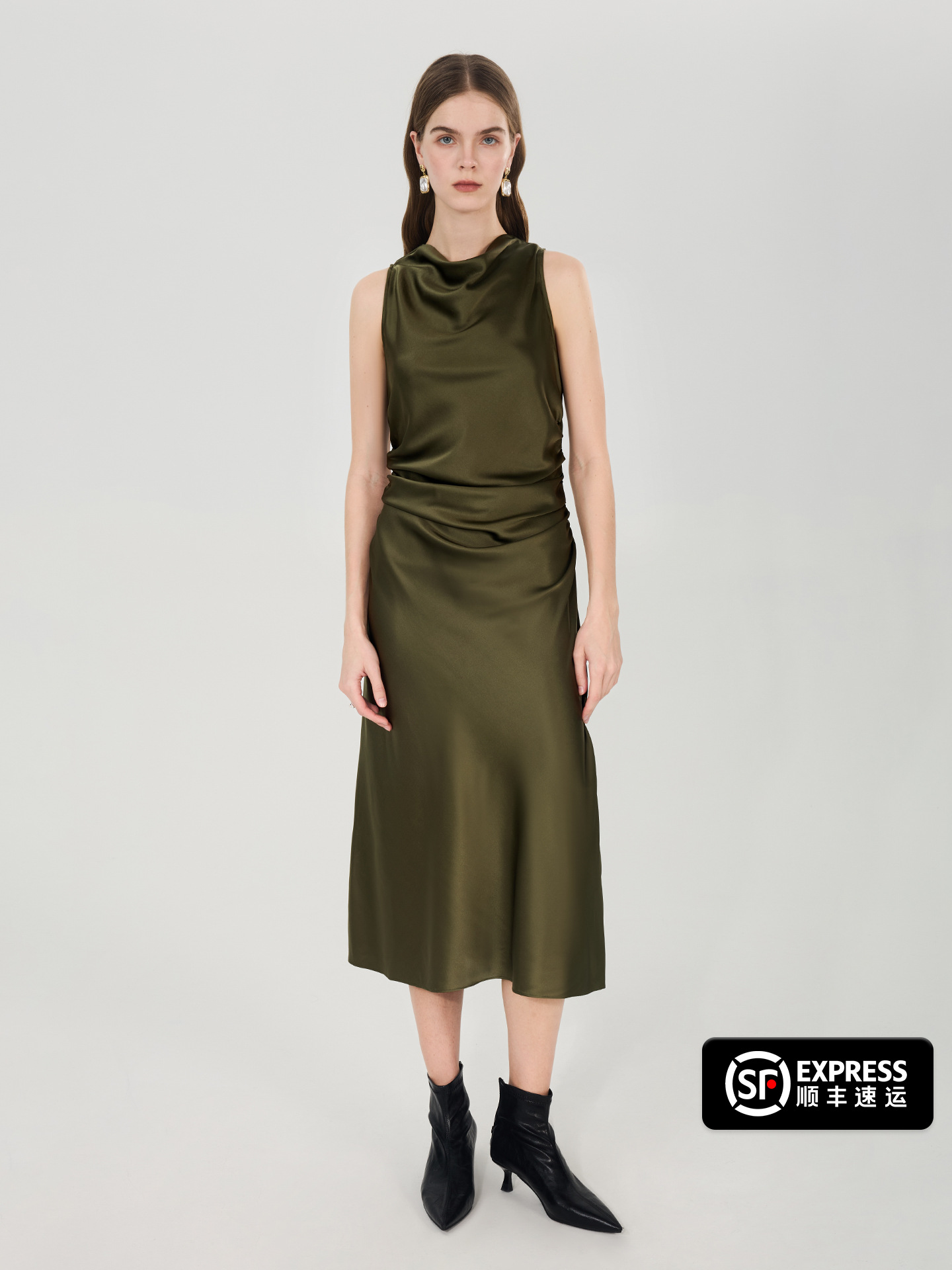 Women's Sleeveless Sexy Silk Dress, Elegant Style, Sleeveless Mulberry Silk Dress, Waist-Cinching, Slimming Mid-Length Dress
