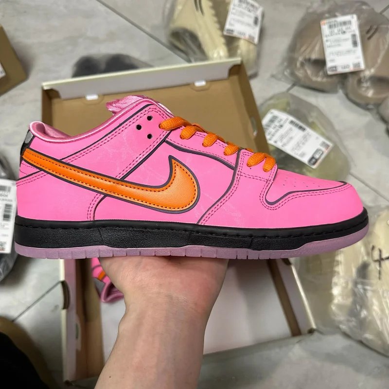 Casual shoes