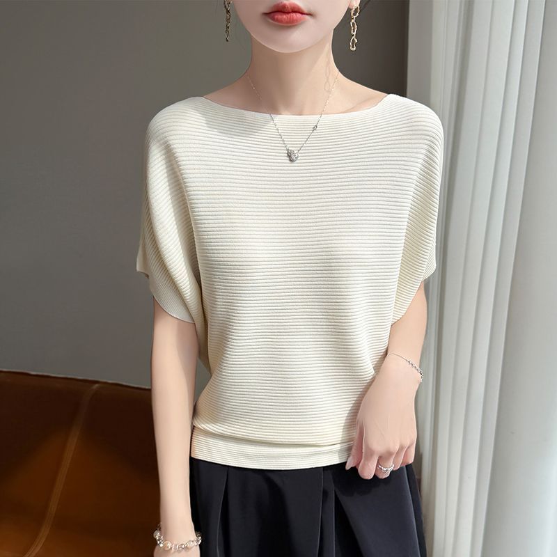 High-End Mulberry Silk T-Shirt with a Luxurious Feel, Fashionable Knit Short-Sleeve Summer Round-Neck Top, Versatile and Stylish with a Cool Touch and Batwing Sleeves