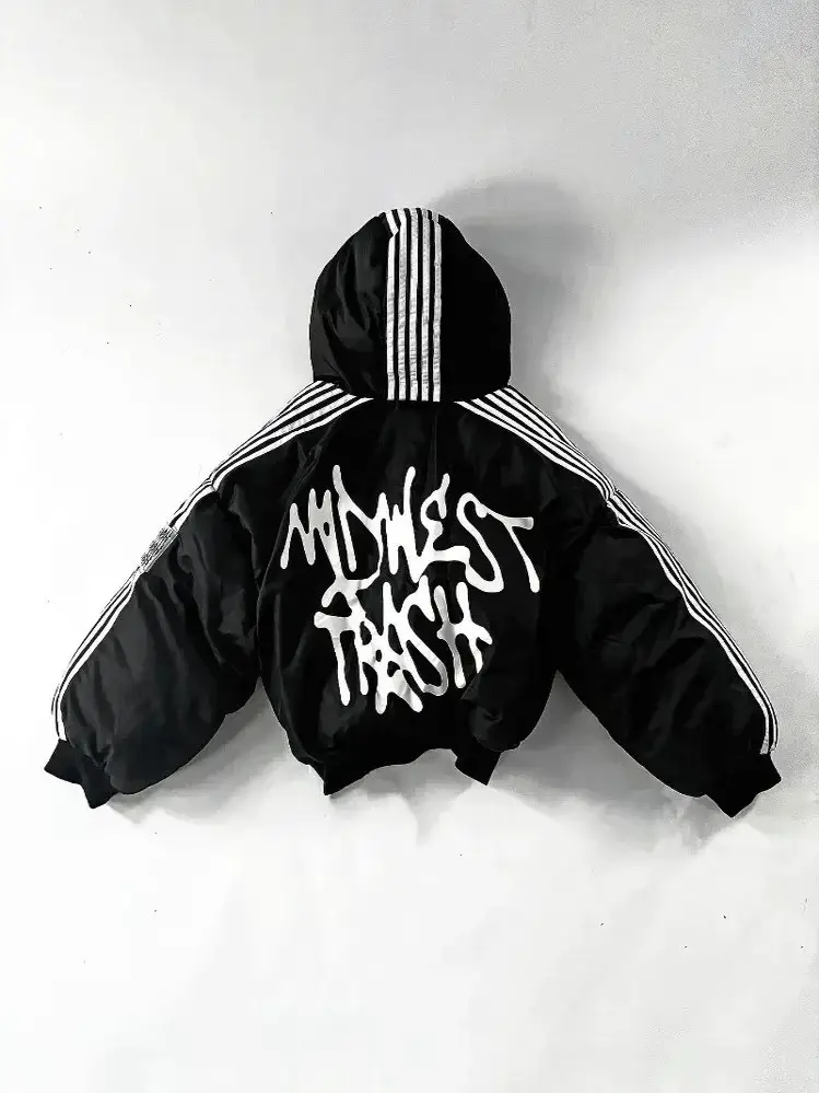 Fashionable striped loose-fitting zipper jacket