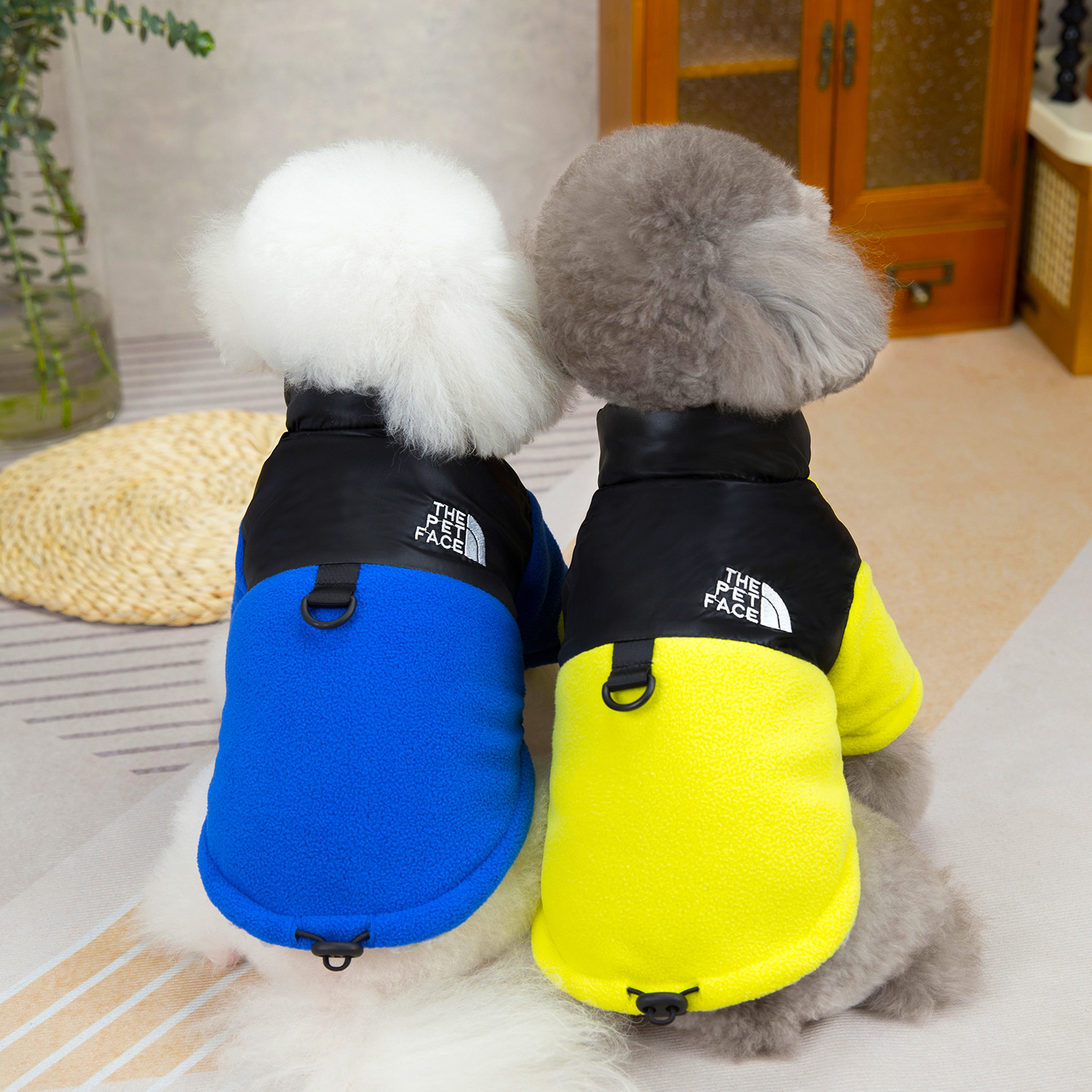 Pet clothes autumn and winter new pet clothes dog clothes teddy cat clothes 24 tide brand stitching cotton-padded clothes