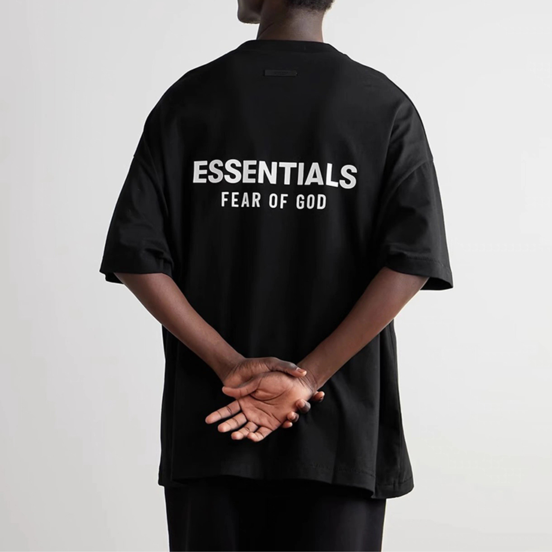 Fall25 Essentialszone High Street Holiday Series Fog Round Neck Loose Men's and Women's Short-Sleeved T-Shirt Trendy photo QC de 1688 sur Qualit.ly