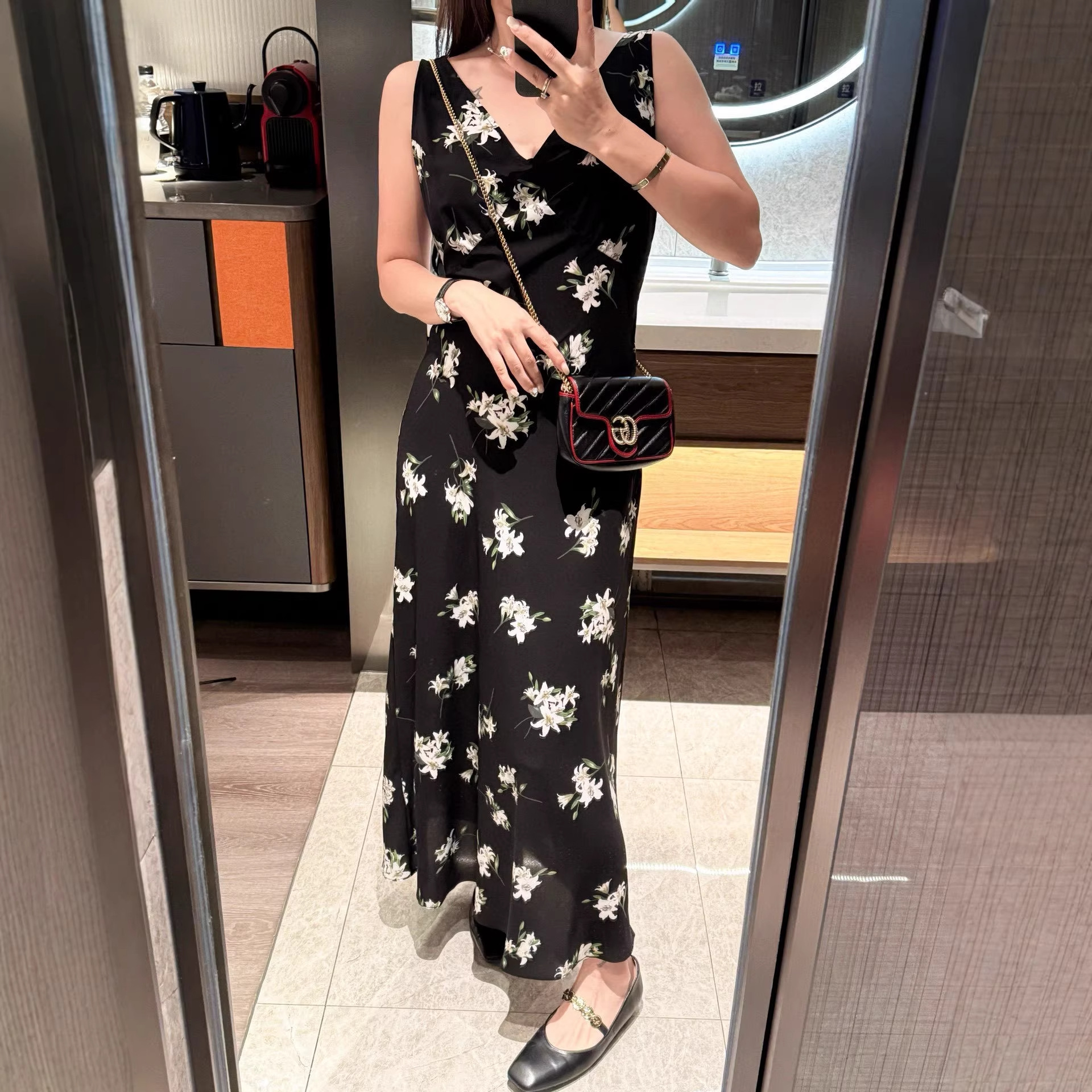 Nanyou 26 Summer Collection New Lace-Up Bias-Cut Tank Dress, Lightweight and Skin-Friendly with Double V Design That Highlights the Neck Line