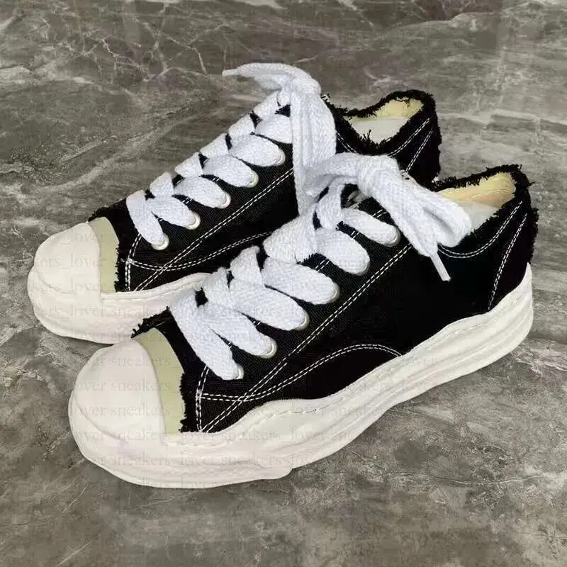 In Stock 2025 New Classic Canvas Thick-Soled Casual Shoes for Men and Women, New Low-Cut Dad Shoes