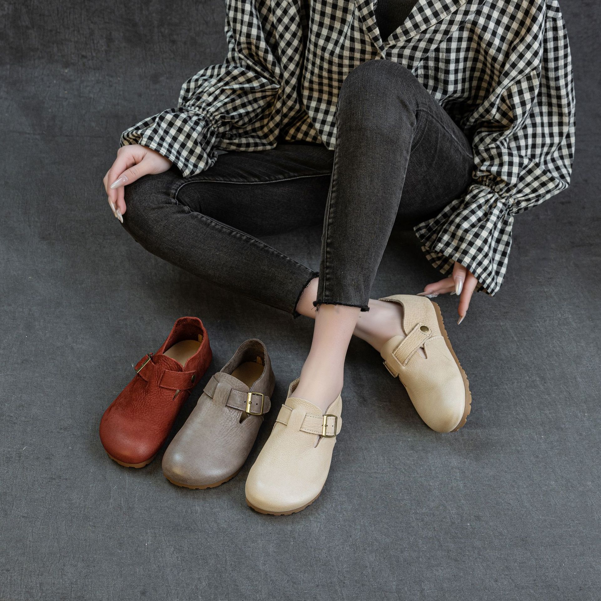First-Layer Cowhide Full-Wrap Birkenstock Slip-On Shoes, New Spring Style, Retro Artistic Women's Flats with Soft Soles and Comfortable Fit