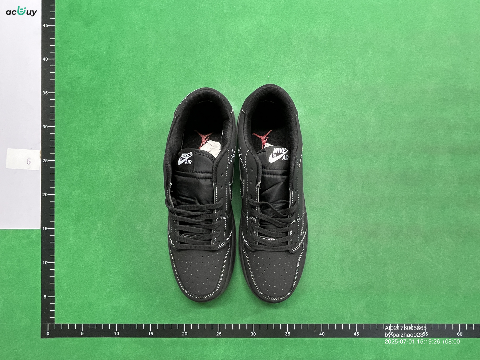 Nike Air Jordan 1 Low Black QC