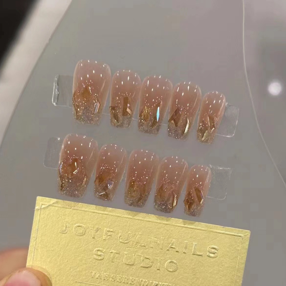 Purely Handmade Phototherapy Nail Art Champagne Diamond Rhinestone Press-On Nails Wholesale Finished Product Reusable Nail Stickers Removable Beauty Nails