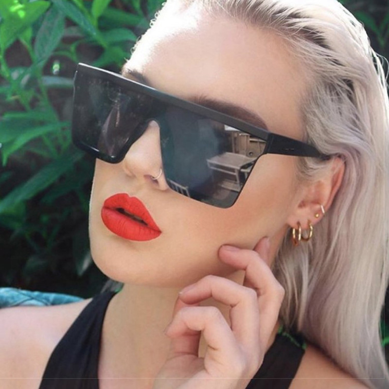 2020 European and American sunglasses ins fashion mi nail sunglasses large frame one-piece glasses two-color sunglasses
