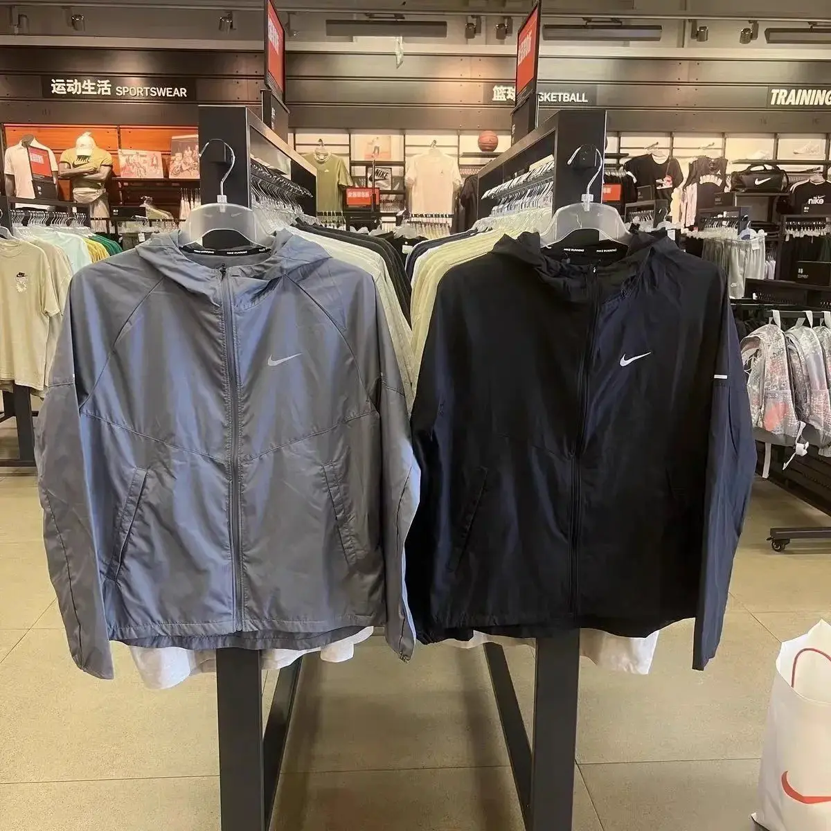 *N*I*K*O* Running Sportswear
