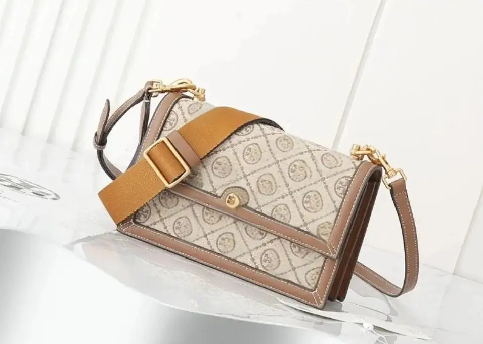 P360(28-63)15cmX23cmX9cm