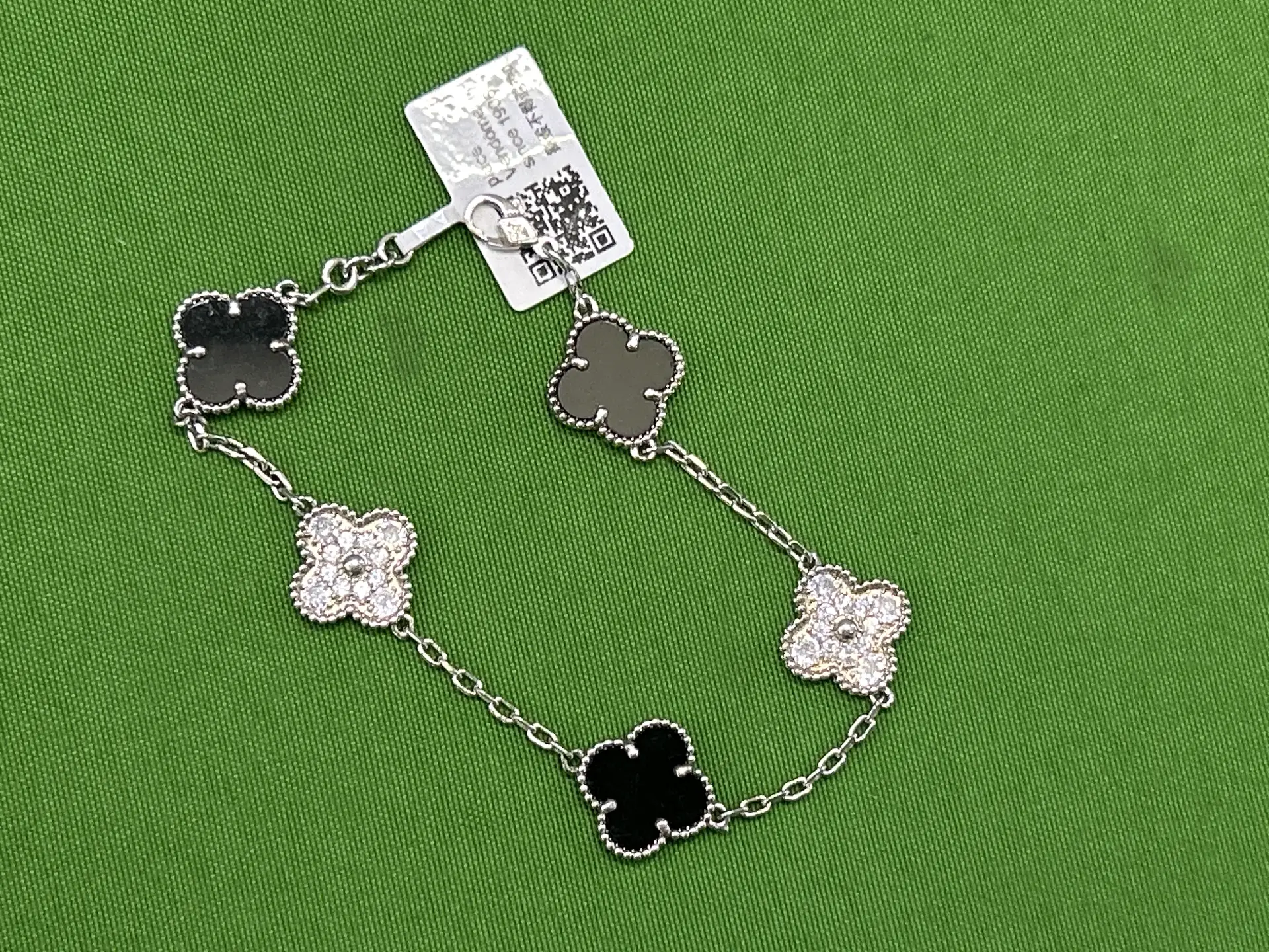 VCA Sweet Alhambra Bracelet Black Onyx and Diamonds