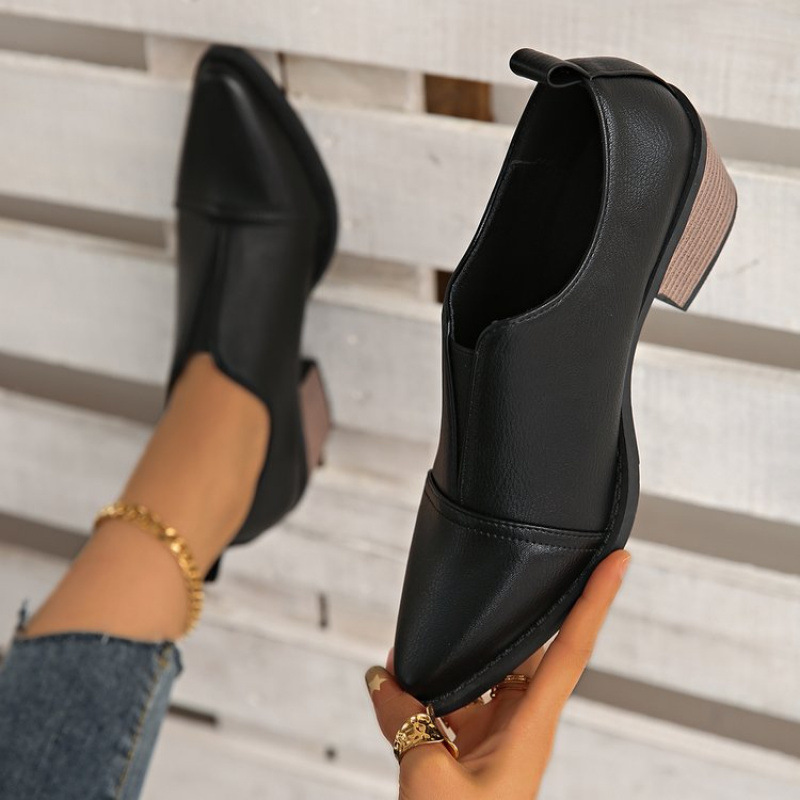 European and American Plus-Size Cross-Border Black Ankle Boots, Large Size Fashionable Black Pointed-Toe Thick-Soled Shoes, Women's British Style Leather Shoes