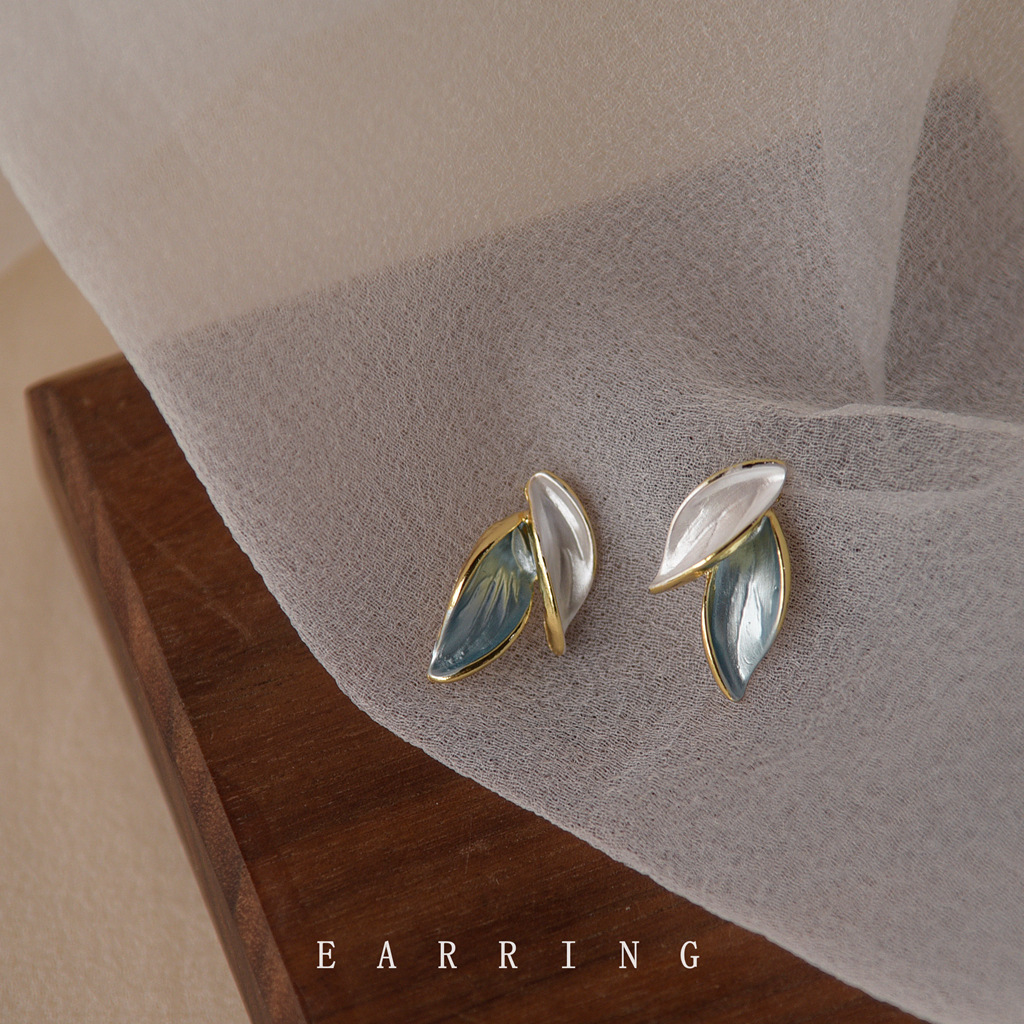 Trendy Instagram-Style Fresh Silver-Plated 14K Texture Small Leaf Earrings for Women, Green Ear Accessories, Factory Custom Earrings