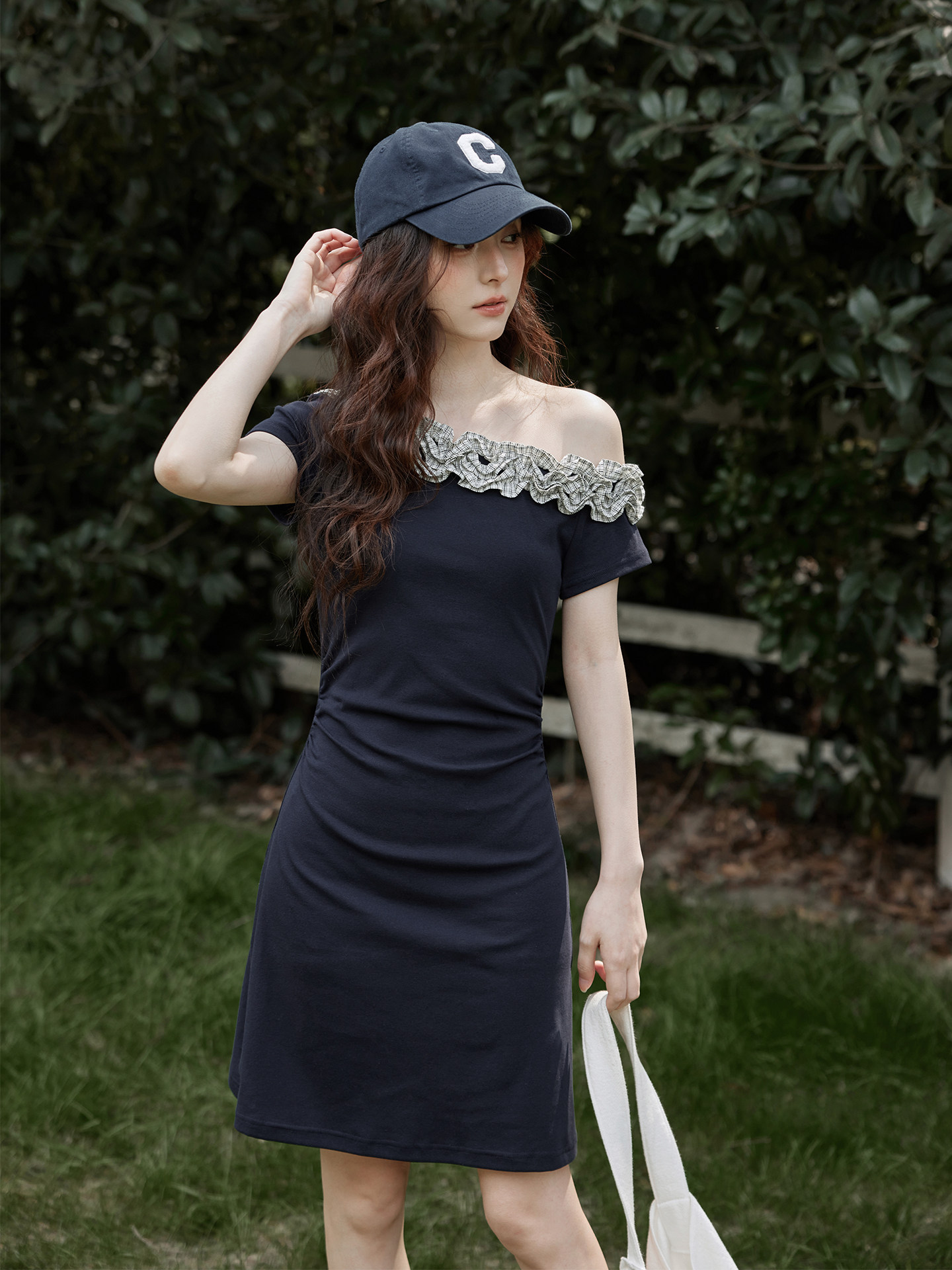 Ximeng 2026 New Spring and Summer Korean-Style Elegant Dress for Petite Women with Unique Design, Navy Blue One-Shoulder Dress for Women