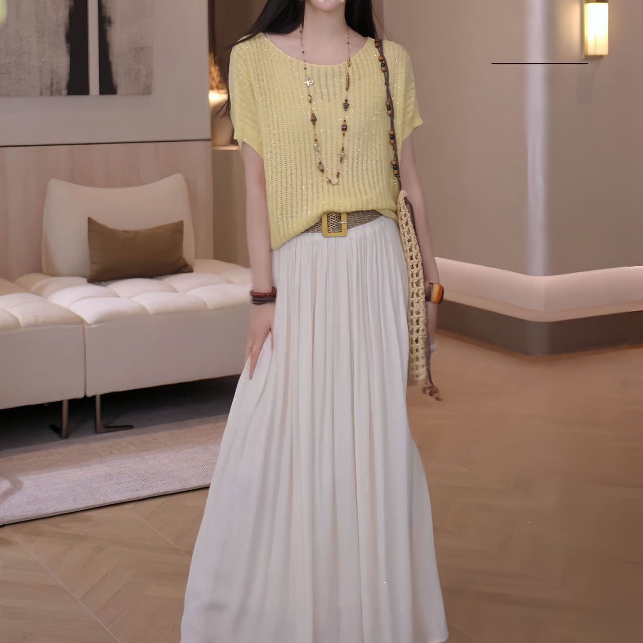 Fashionable Salt-Style Outfit, a Complete Set of Thin, Short-Sleeved, Pleated Knit Skirts in a Lazy Style, Two-Piece Set Made of Polyester