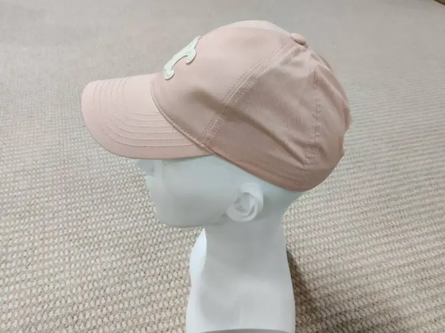in stock Factory Four Seasons High Edition C Letter Hat Arc de Triomphe Embroidered Baseball Cap Women Cap Shade Face Small