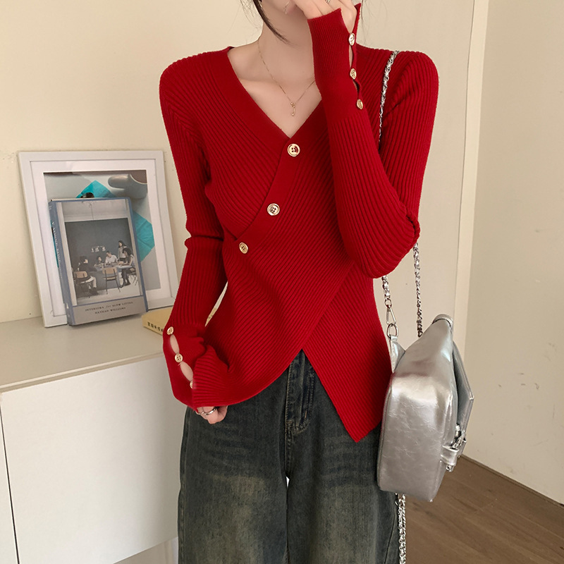 2024 Niche Autumn and Winter Gentle Wind Red Irregular Design Cross Sweater V-Neck Knitted Sweater Top Slim Shapes