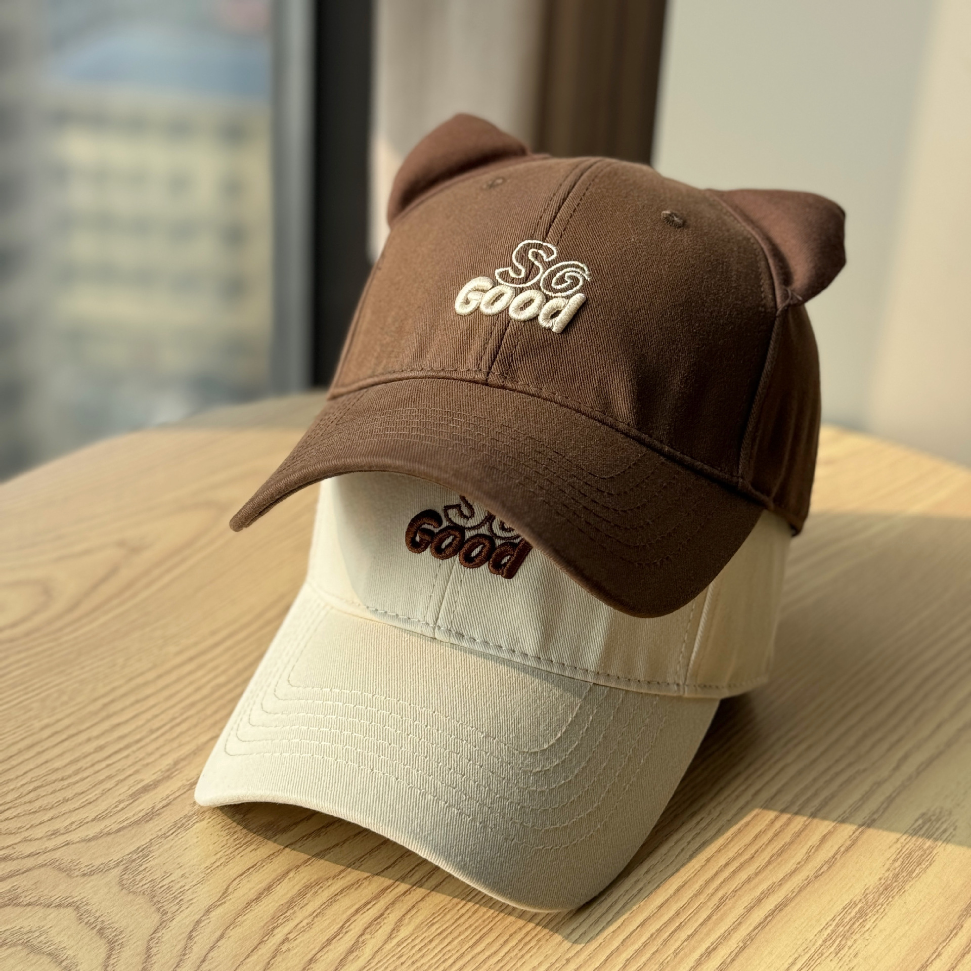 Korean Style Ins 3D Embroidered Letter Hard-Brim Baseball Cap for Women, New Spring and Autumn Style, Face-Slimming Couple's Duckbill Cap for Men