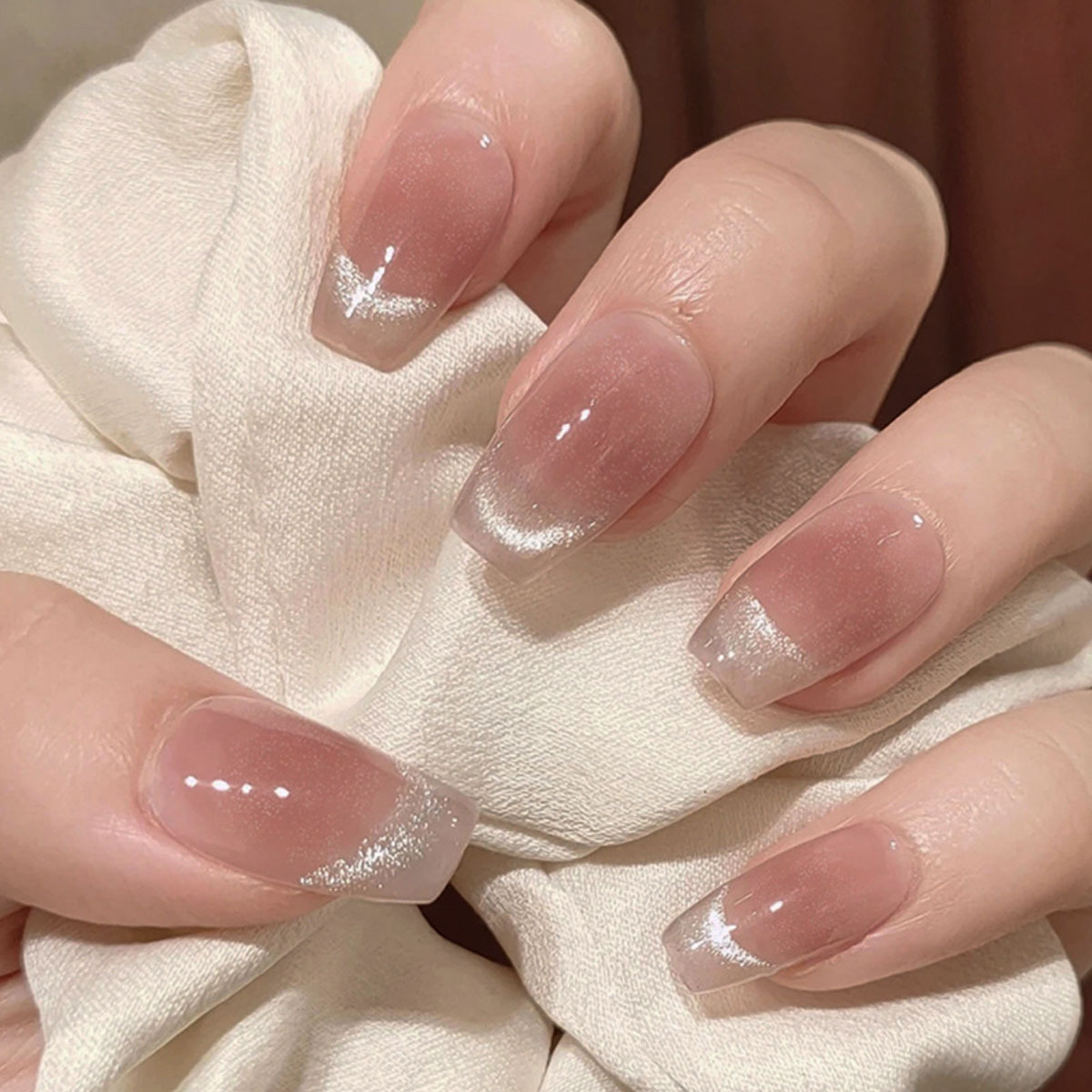 Fashion trapezoid nail blush smile cat eye wear manicure nail patch removable nails finished wholesale