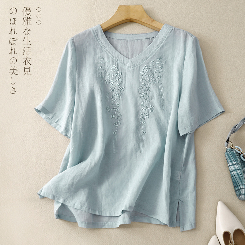 Artistic Retro Cotton and Linen Solid Color Embroidered V-Neck Top for Women, Loose Fit, 2026 Summer New Versatile Short-Sleeve Pullover T-Shirt for Women