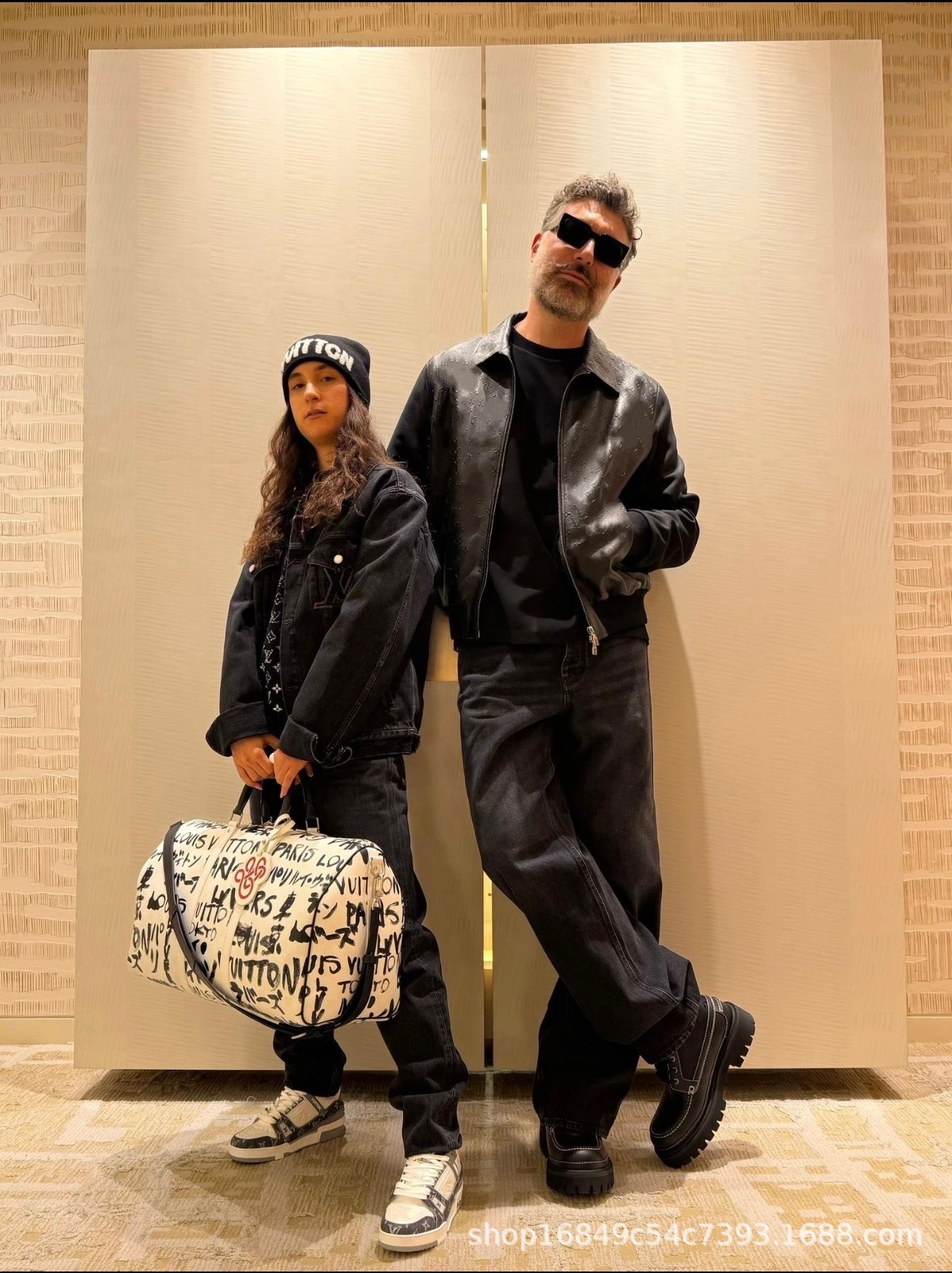 High Version Lujia Presbyopic Patchwork Leather Jacket Material Splicing Technology with Smooth Lines, Same Style for Men and Women QC 写真 1688 Qualit.ly