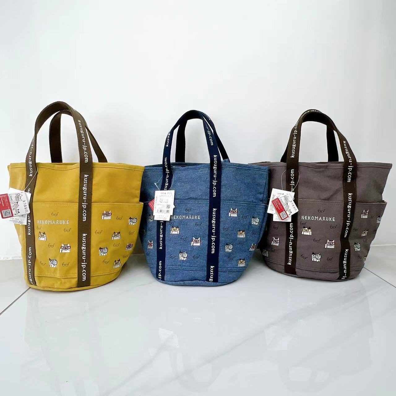 Japanese kusuguru Heavy Embroider Cat Handbag Bucket Bag Shopping Hand-carrying Fabric Cartoon 200