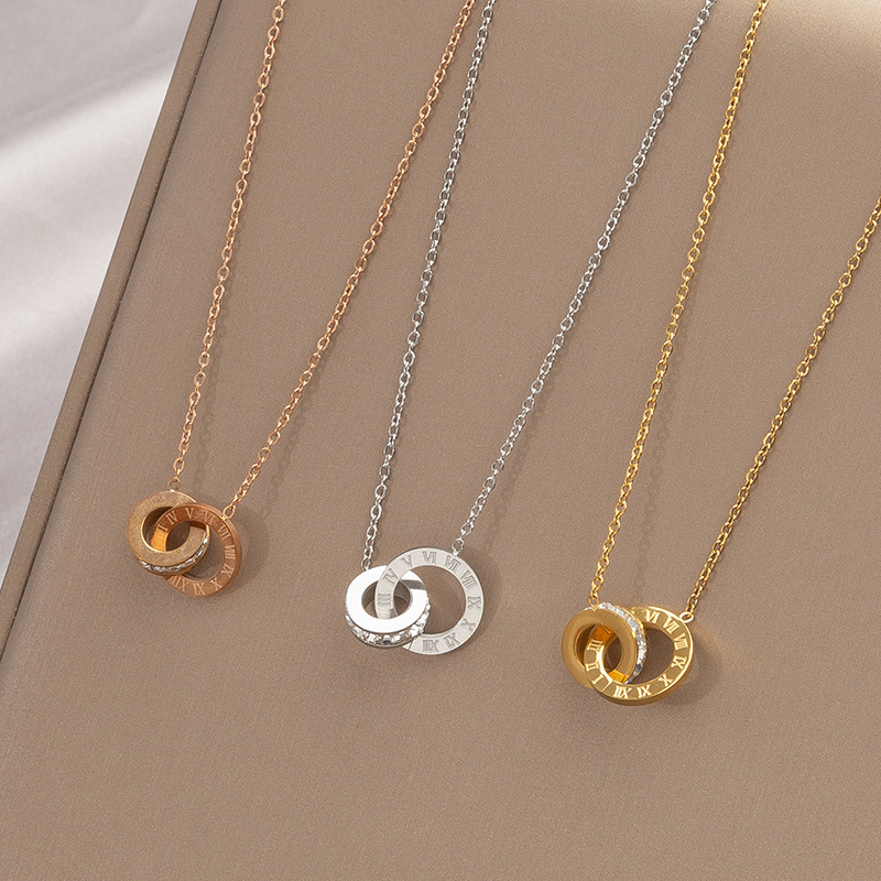 Titanium steel non-fading Roman letter necklace women's light luxury niche design high-end feeling interlocking zircon clavicle chain