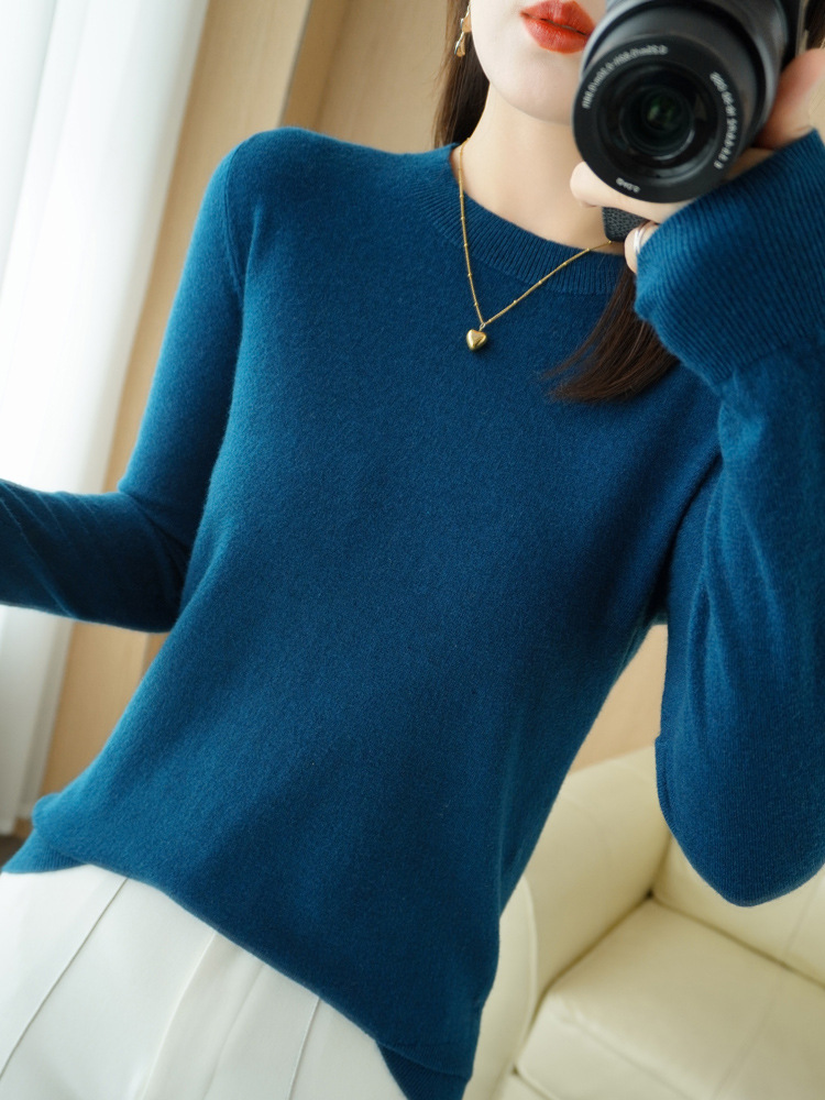 Solid Color Sweater Women's Knitwear Round Neck Slimming Top Ribbed Sleeves Versatile Autumn and Winter New Niche Short Style