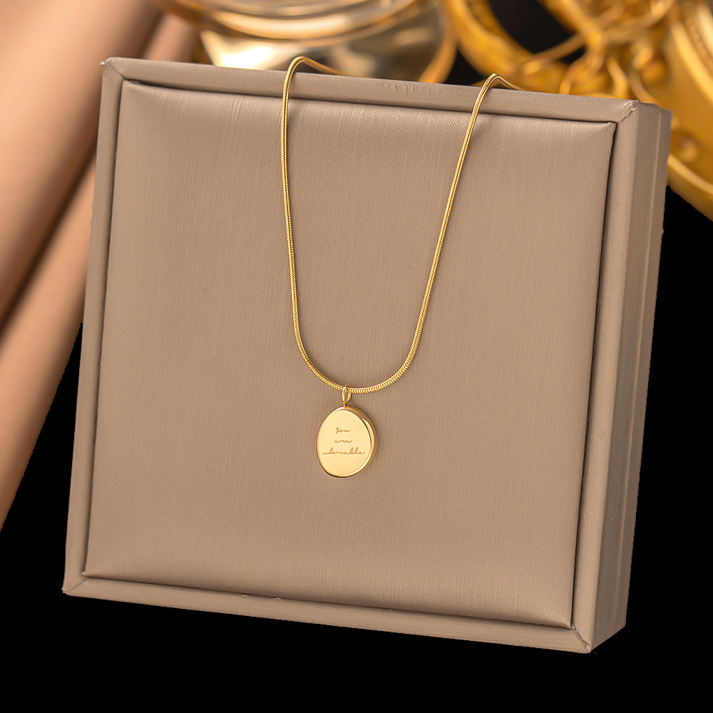 Cross-border wholesale English letter Oval brand titanium steel non-fading necklace for women 2023 new high-grade clavicle chain