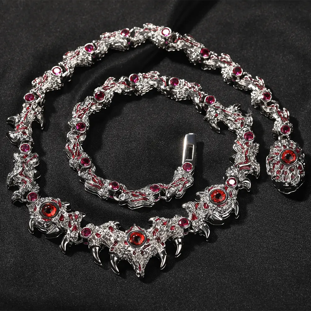 Spiked Red Eyes Thorn Copper Material Parasitic Necklace Fashion Light Luxury Trend for Men and Women hip hop Collarbone Chain Tiktok Same Style