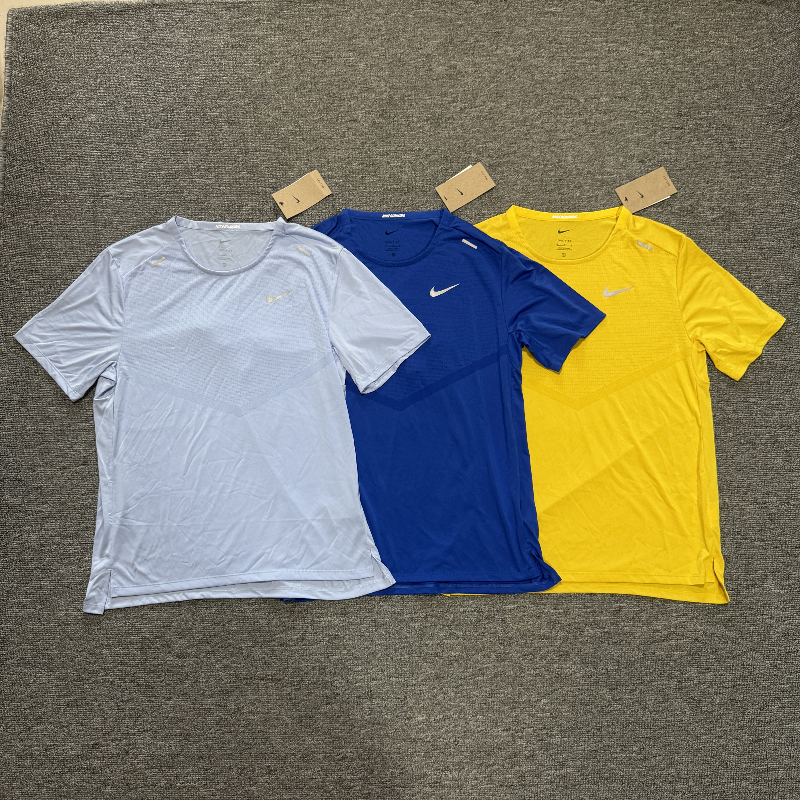 Authentic Nike Nike Summer New Men's Running Sports Training Fitness Breathable Quick-Drying Short-Sleeved T-Shirt Cz9185 Foto QC de TAOBAO na Qualit.ly