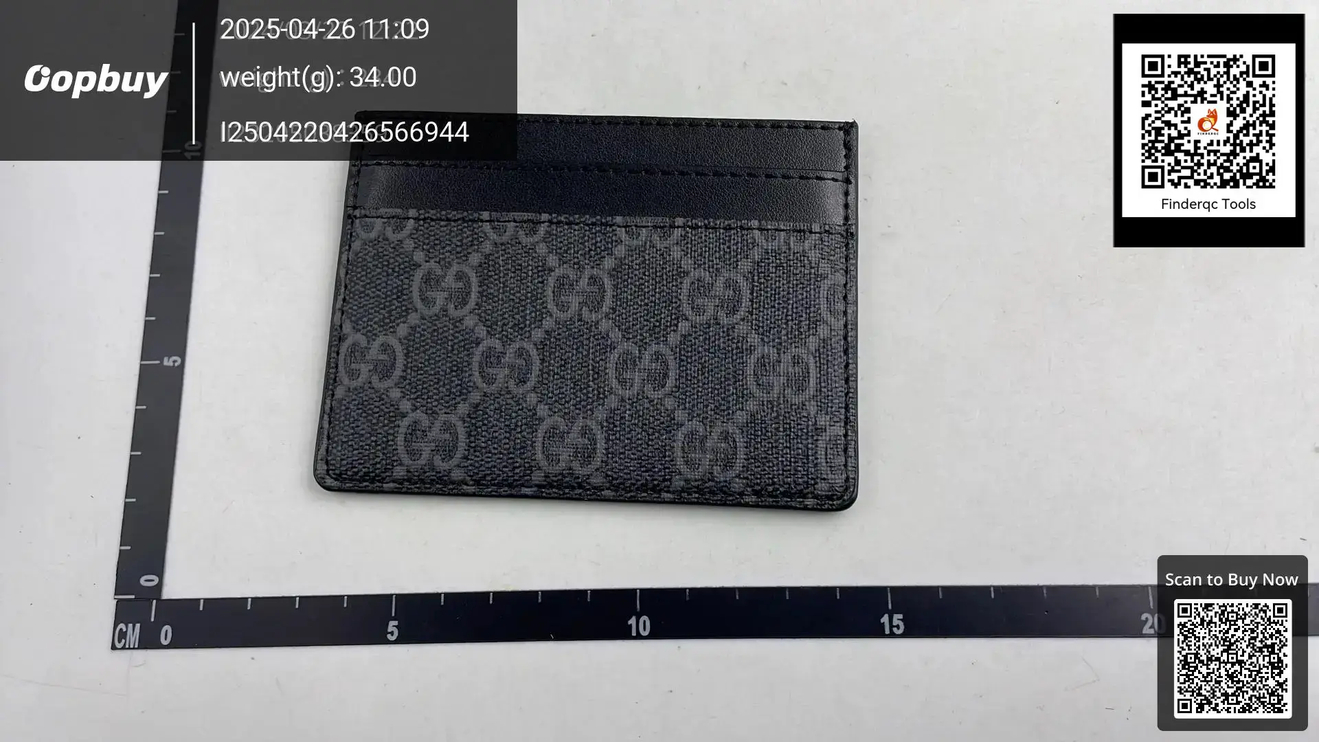 Gucci GG Supreme card holder