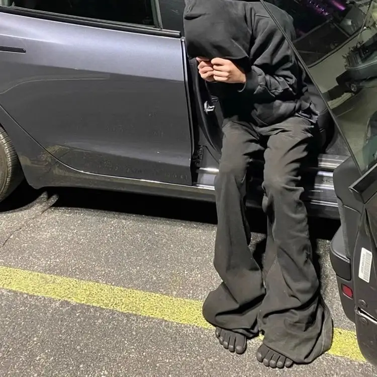 RO style mainline niche dark high elasticity floor dragging pure black brushed jeans wide leg flared pants look slim and trendy